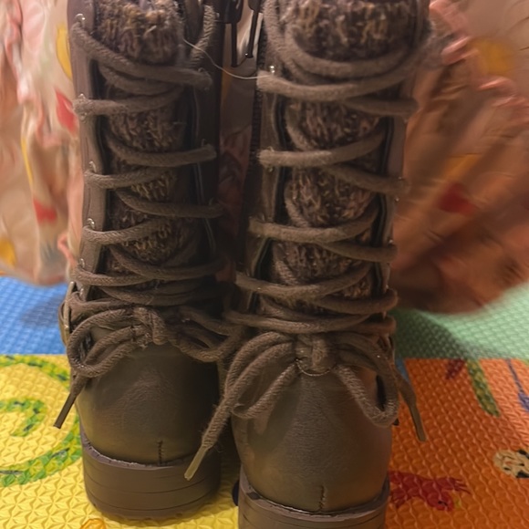 Sugar brown boots - Picture 3 of 5